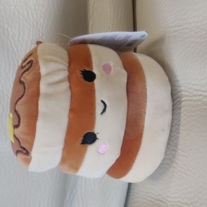 BNWT Squishmallows Rayen the Pancake 5"